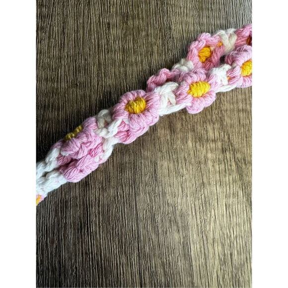 Pink Wristlet Purse Strap Macrame Pink Bag Charm Keychain Accessory NEW - Picture 2 of 2